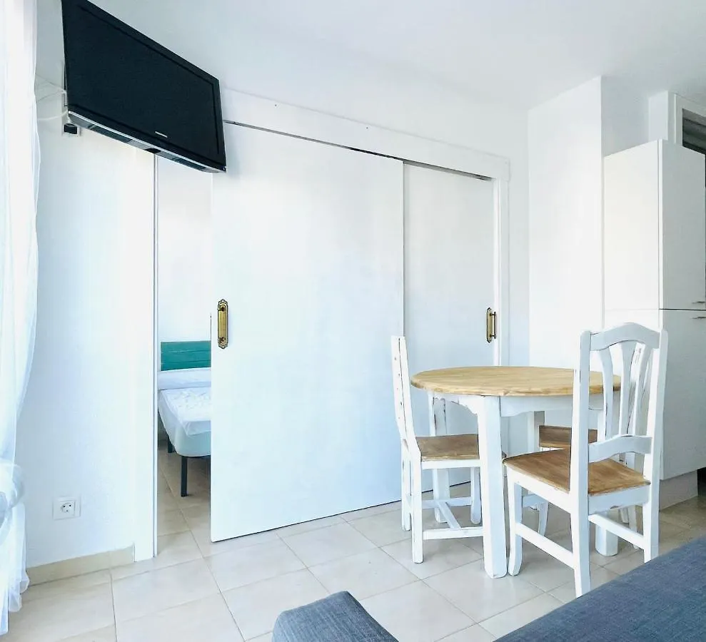 Apartment Carlo'S Village, Relax Piscina Y A 5 Minutos De La Playa Salou